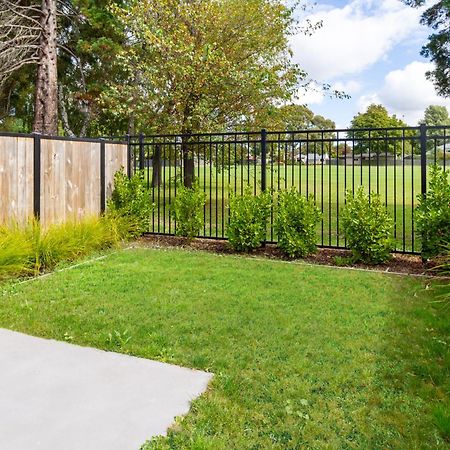 Escape At The Park: 1 Bed 1 Bath W/Carpark Apartment Christchurch Exterior foto